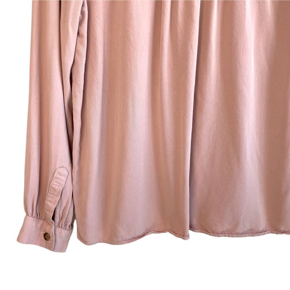 Loft 1/2 Button Pink Top - Picture 7 of 7